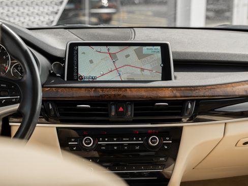 Used 2015 BMW X5 xDrive35i AWD/4WD image 11