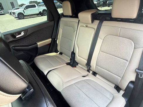 Used 2020 Ford Escape Titanium FWD image 30