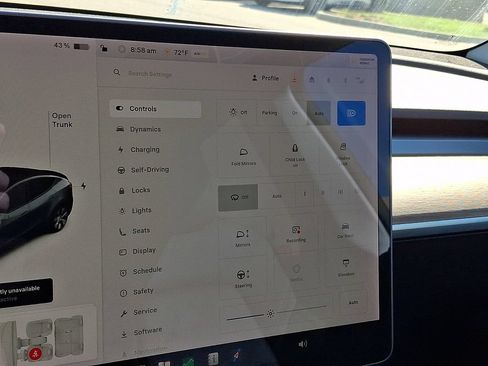 Used 2021 Tesla Model Y Long Range AWD/4WD image 23