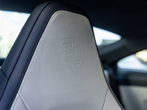 Used 2025 Porsche 911 Carrera image 33
