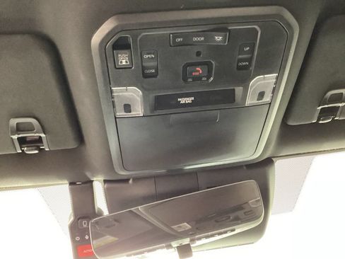 Used 2024 Toyota Tacoma Limited w/ Limited Package (LT) AWD/4WD image 15
