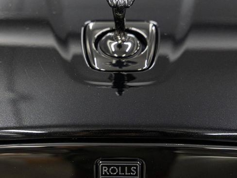 New 2026 Rolls-Royce Cullinan Black Badge image 14