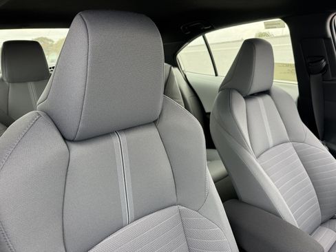 New 2026 Toyota Corolla SE FWD image 3