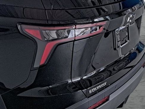 New 2026 Chevrolet Equinox LT w/ Convenience Package II image 10