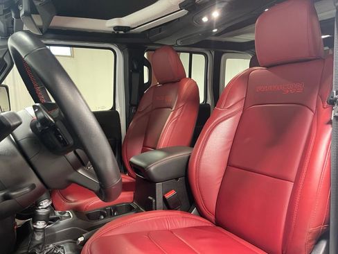 Used 2024 Jeep Wrangler Unlimited Rubicon 392 image 22