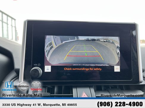 Used 2025 Toyota RAV4 XLE image 22