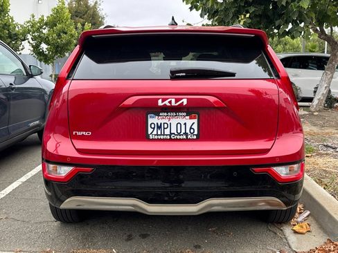 Used 2024 Kia Niro Wind FWD image 6
