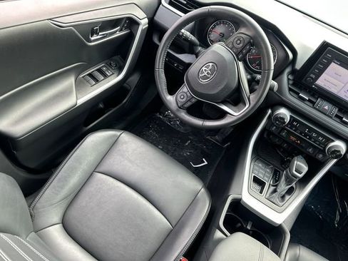 Certified 2022 Toyota RAV4 XLE Premium image 24