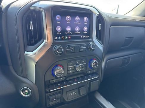 Used 2019 Chevrolet Silverado 1500 LT Trail Boss image 9