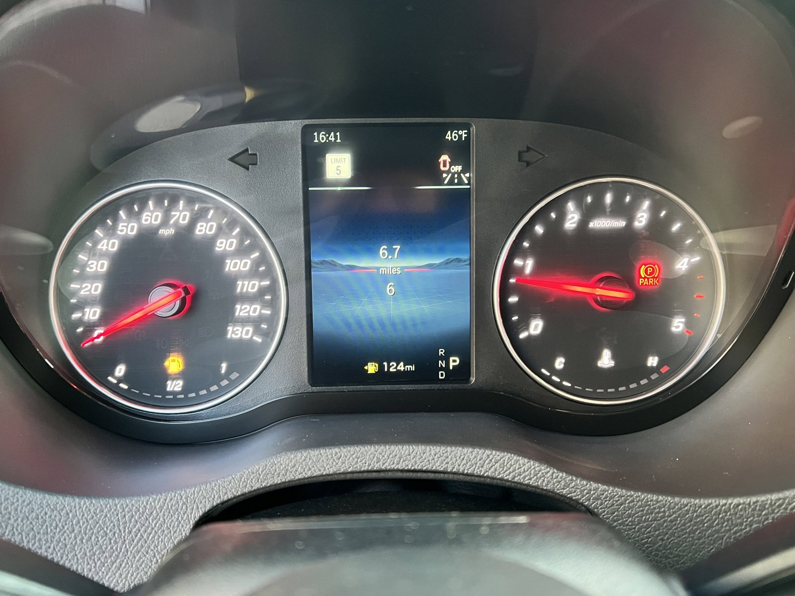 Used 2025 Mercedes-Benz Sprinter 2500 image 26