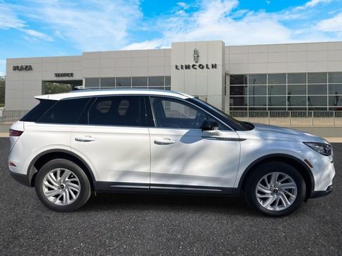 Used 2020 Lincoln Corsair Standard w/ Convenience Package image 2