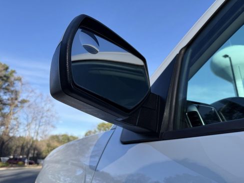 Used 2019 Chevrolet Silverado 1500 LT image 17