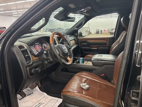Used 2019 RAM 3500 Limited image 15