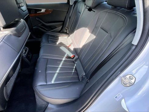 Used 2023 Audi A4 2.0T Premium image 22