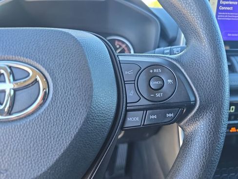 Certified 2024 Toyota RAV4 XLE image 17