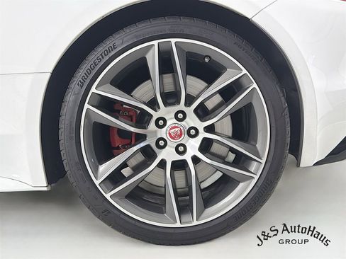 Used 2016 Jaguar F-TYPE R AWD/4WD image 36