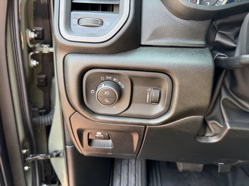 Used 2026 RAM 1500 Warlock AWD/4WD image 16