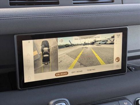 Used 2023 Land Rover Defender 90 X-Dynamic SE image 14