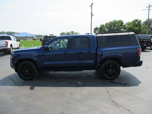 Used 2022 Nissan Frontier SV AWD/4WD image 10