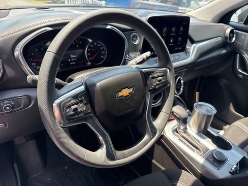 Used 2024 Chevrolet Blazer LT w/ Convenience Package FWD image 30