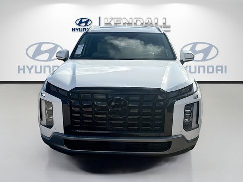 Used 2024 Hyundai Palisade Limited image 2
