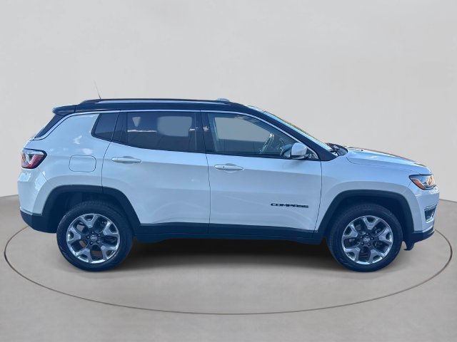 Used 2019 Jeep Compass Limited AWD/4WD image 34