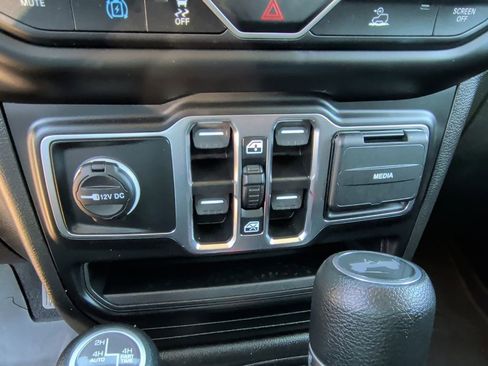 Used 2023 Jeep Wrangler Willys 4xe image 28