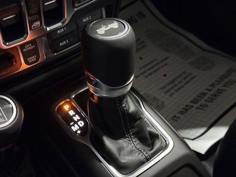 New 2026 Jeep Wrangler Unlimited Rubicon image 19