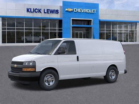 New 2026 Chevrolet Express 2500 RWD image 2