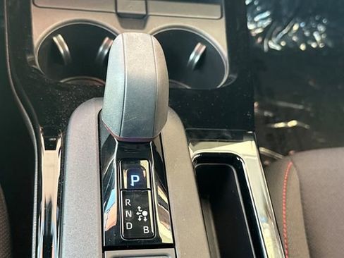 Used 2025 Toyota Prius Plug-In Hybrid image 22