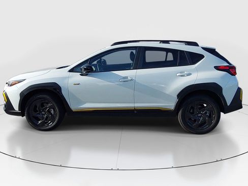 Used 2024 Subaru Crosstrek 2.5i Sport w/ Crosstrek Mirror Package AWD/4WD image 4