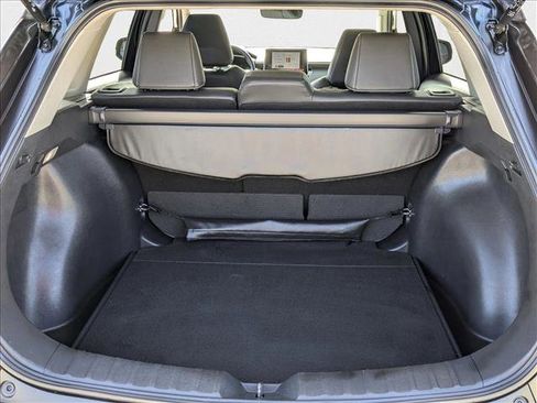 Used 2023 Toyota Corolla Cross XLE image 6