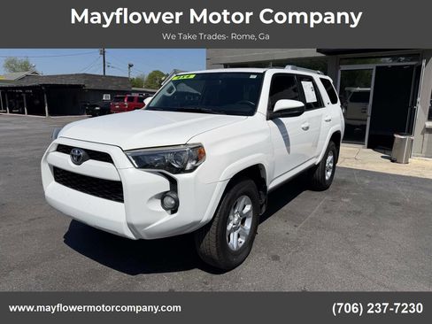 Used 2018 Toyota 4Runner SR5 image 1