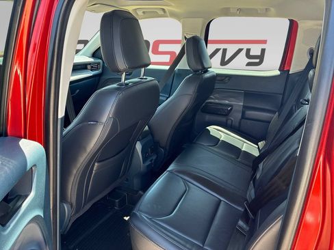 Used 2024 Ford Maverick Lariat w/ Black Appearance Package FWD image 17