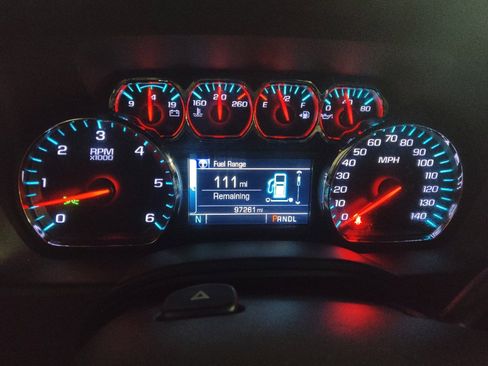 Used 2019 Chevrolet Tahoe LT RWD image 23