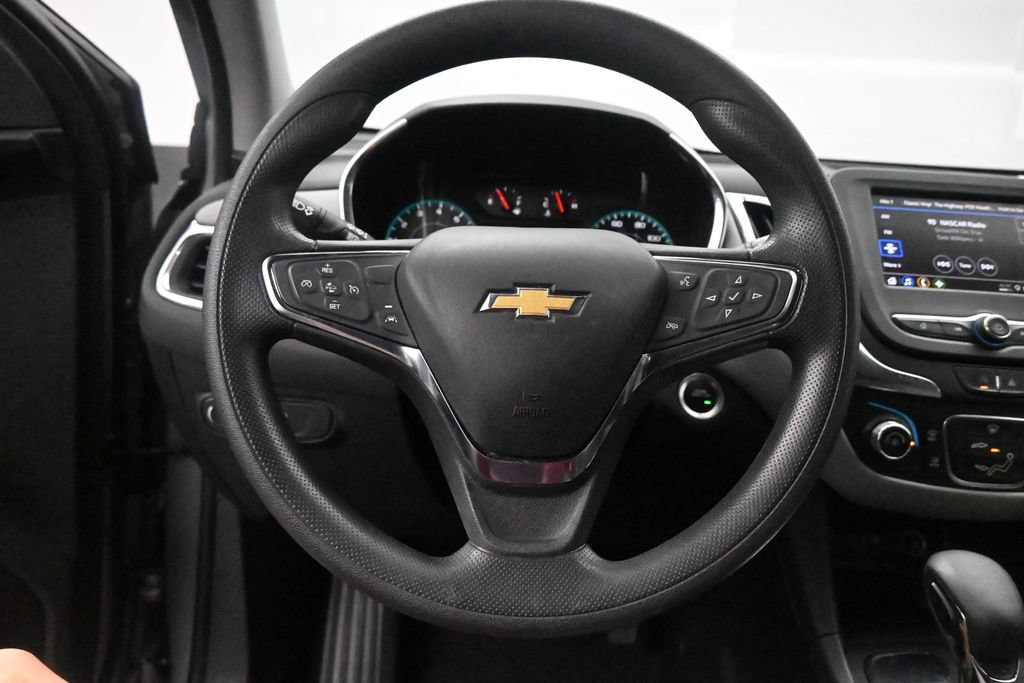 Used 2023 Chevrolet Equinox LS FWD image 11