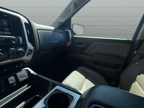 Used 2015 GMC Sierra 1500 SLT w/ SLT Crew Cab Value Package AWD/4WD image 18