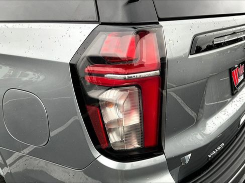 Used 2023 Chevrolet Tahoe RST AWD/4WD image 23
