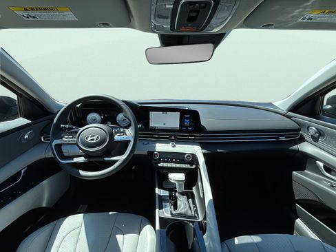New 2026 Hyundai Elantra Limited FWD image 10