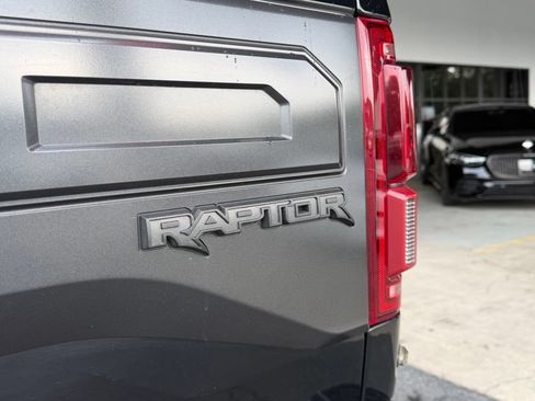 Used 2018 Ford F150 Raptor w/ Equipment Group 802A Luxury AWD/4WD image 12