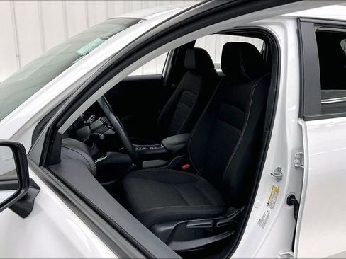 Certified 2024 Honda HR-V Sport image 8