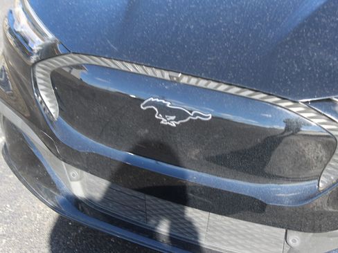 Used 2022 Ford Mustang Mach-E California Route 1 image 9