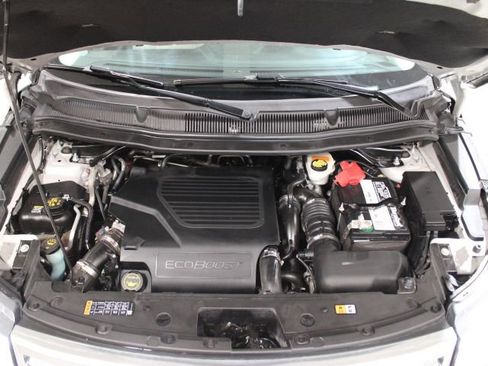 Used 2016 Ford Explorer Platinum AWD/4WD image 47