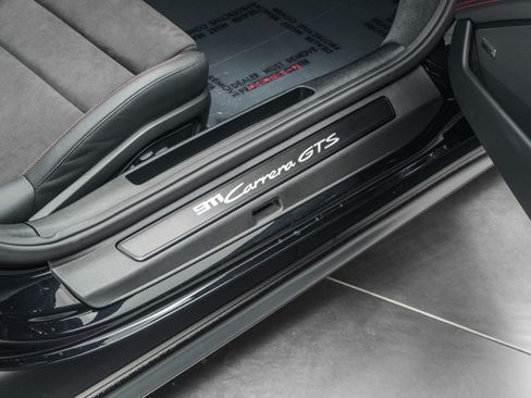 Used 2026 Porsche 911 GTS image 31