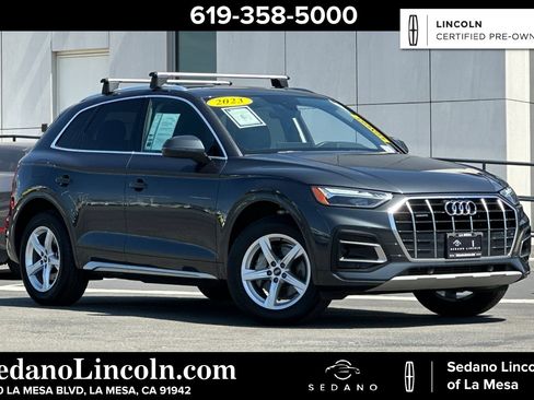 Used 2023 Audi Q5 2.0T Premium w/ Convenience Package AWD/4WD image 1