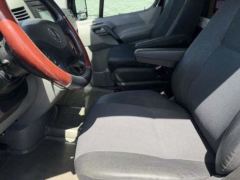 Used 2012 Mercedes-Benz Sprinter 3500 image 18