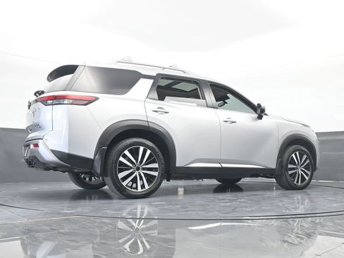 Used 2023 Nissan Pathfinder Platinum image 80