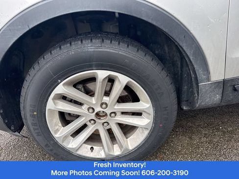 Used 2017 Ford Explorer 4WD image 10