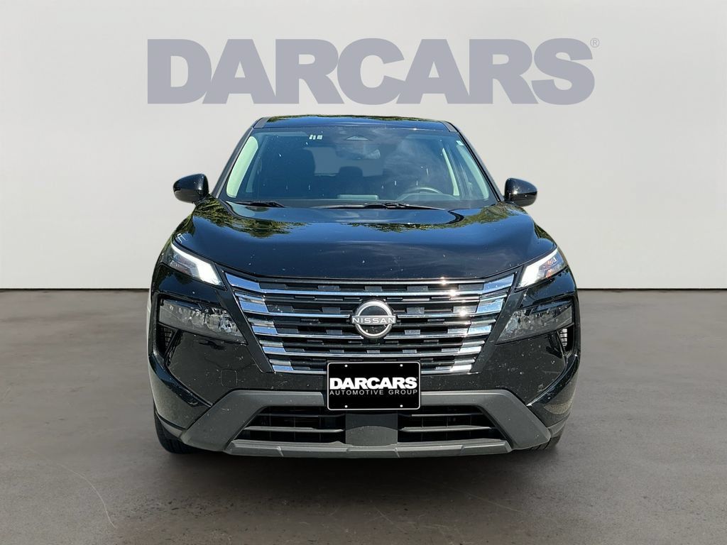Used 2026 Nissan Rogue SV AWD/4WD image 2