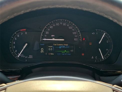 Used 2018 Cadillac XT5 Luxury w/ Driver Awareness Package image 13